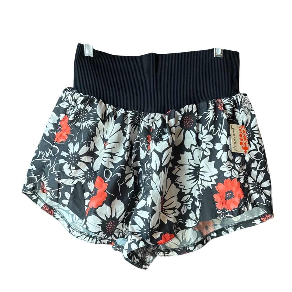 Free People Movement Tuxedo Daisy Print Running Shorts Black Floral Large NWT